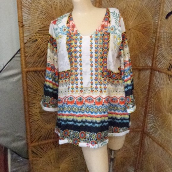 NWT Karen Seo Thin Boho Summer Tunic M White Floral Embroidered Flowers - Picture 6 of 7